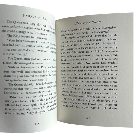 Disney Villains Hardcover Book Set Maleficent & Fairest of All - Picture 10 of 12